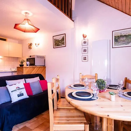 8 Personnes Lary Village Proche Centre-ville - Fr-1-296-381 *